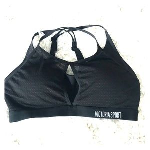 Victoria’s Secret sports bra 34C